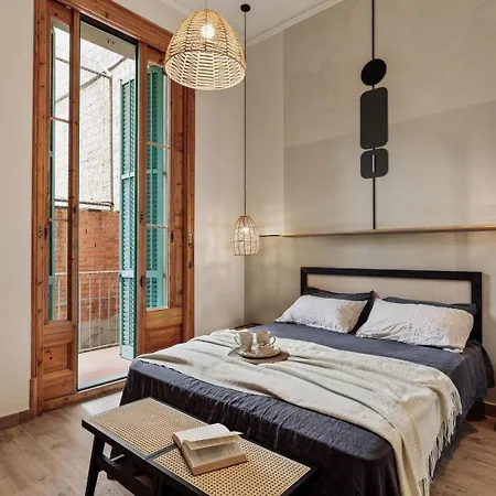 Krasner - 3 Bedrooms In Eixample Dreta Barcelona